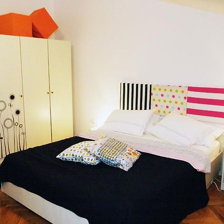 Family Friendly Apartments Pula Quarto foto