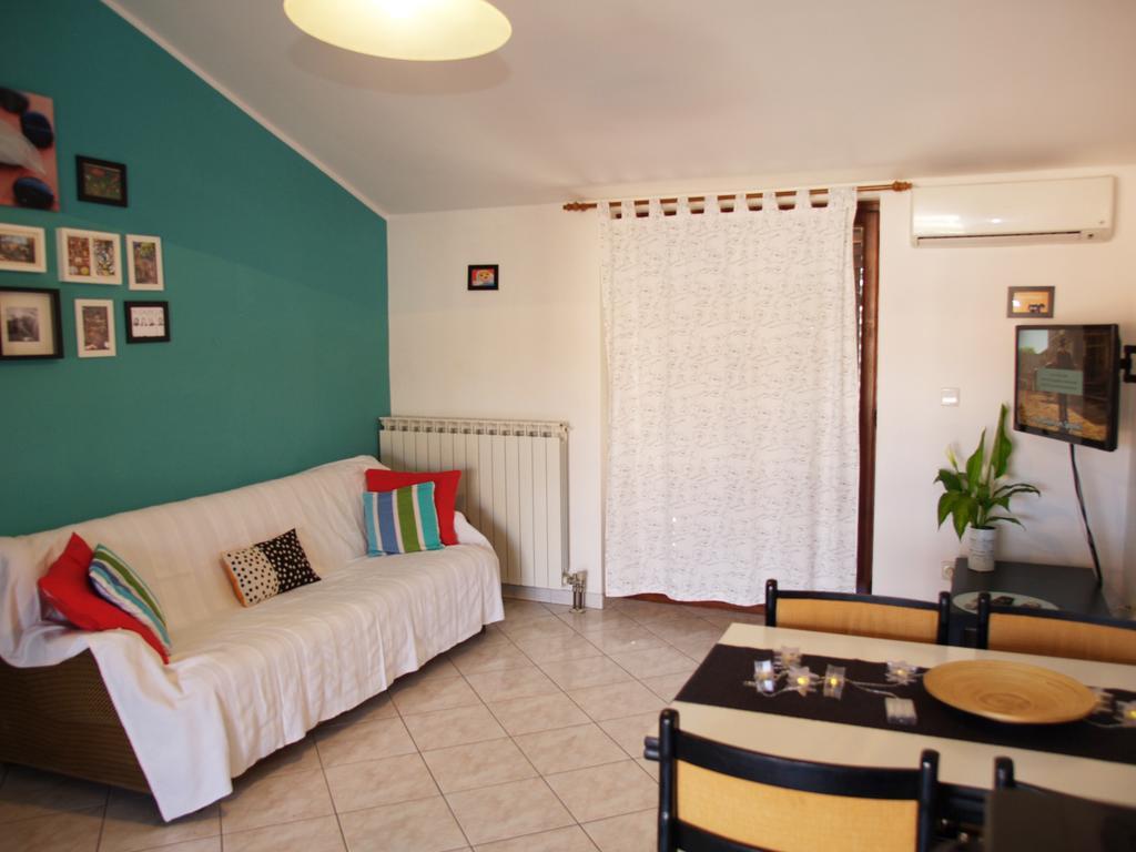 Family Friendly Apartments Pula Quarto foto