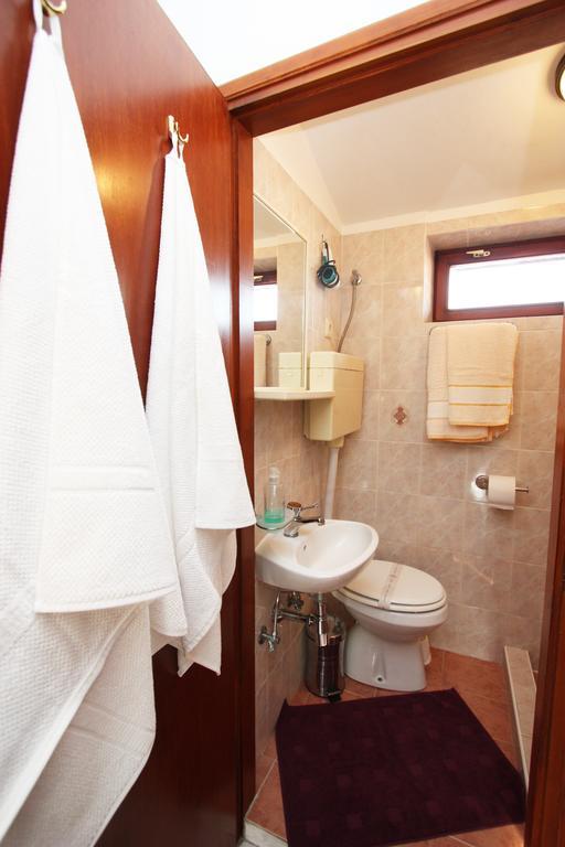 Family Friendly Apartments Pula Quarto foto